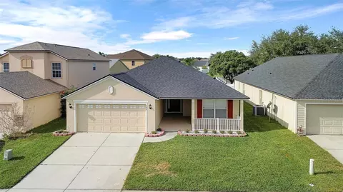 305 Anorak St, Groveland, FL 34736