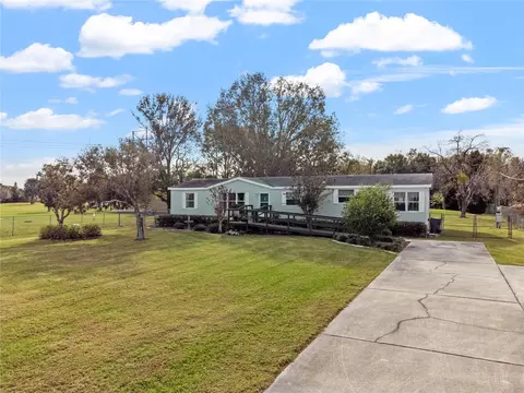 322 Thornhill Estates Ct, Winter Haven, FL 33880