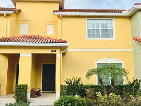 8953 California Palm Rd, Kissimmee, FL 34747