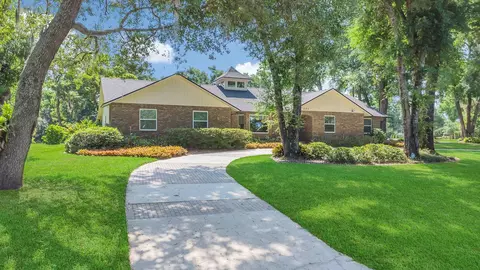 201 Bridle Path, Longwood, FL 32779