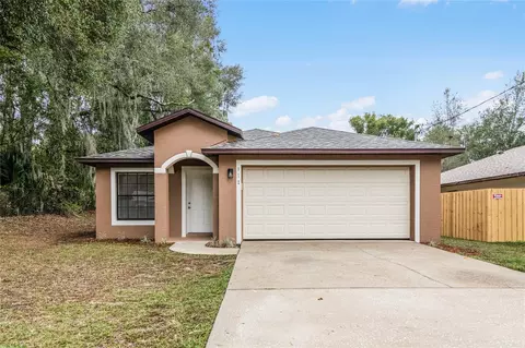 912 E Voorhis Ave, Deland, FL 32724