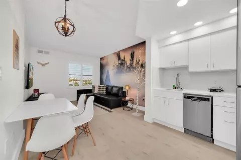 7601 Canada Ave #501, Orlando, FL 32819