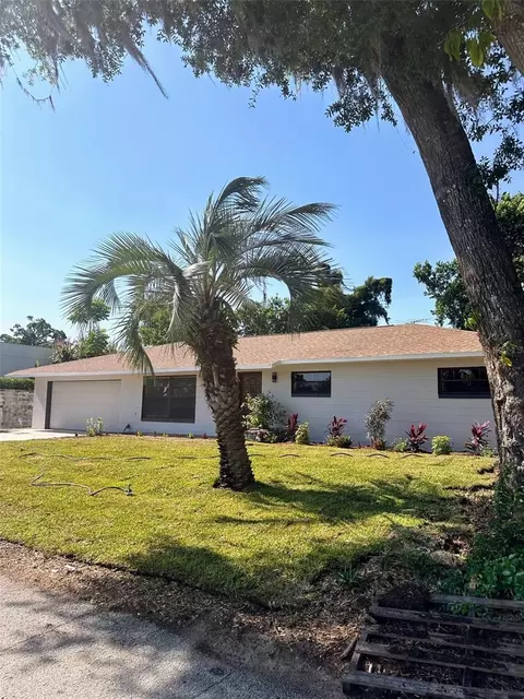 103 Oakwood Dr, Maitland, FL 32751