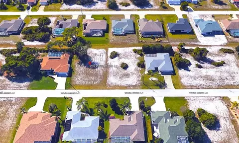 205 White Marsh Ln, Rotonda West, FL 33947