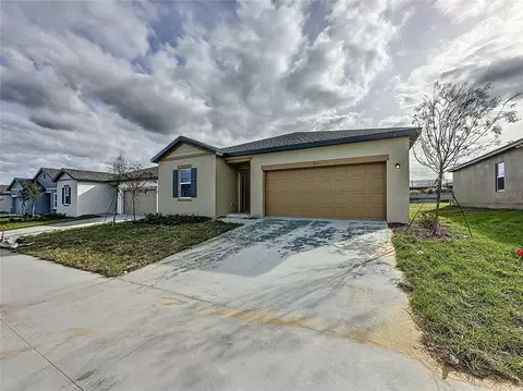 447 Hennepin Loop, Lake Wales, FL 33898