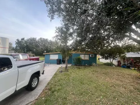 2324 Mammoth Grove Rd, Lake Wales, FL 33898