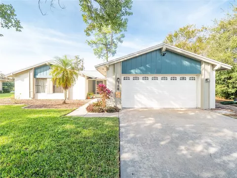 605 Green Dr, Kissimmee, FL 34759