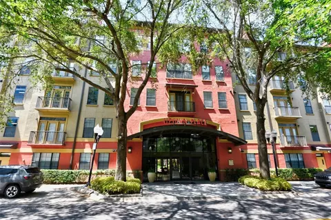 911 N Orange Ave #413, Orlando, FL 32801