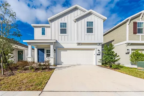 1070 Berry Ln, Davenport, FL 33837