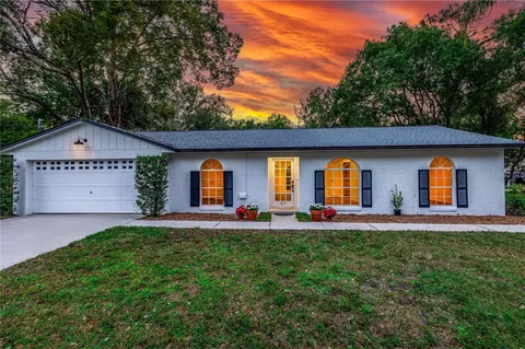 217 W 11th St, Sanford, FL 32771