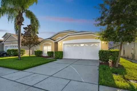 8152 Sun Palm Dr, Kissimmee, FL 34747