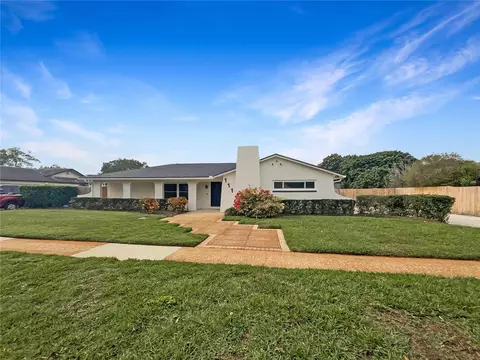 111 Hillcrest Dr, Longwood, FL 32779