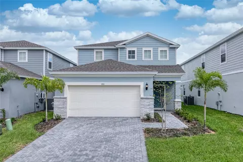 1831 Summer Dr, Davenport, FL 33897