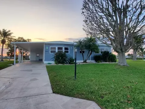 2814 Kiskadee Dr, Englewood, FL 34224