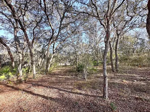 8279 Renova Dr, Webster, FL 33597