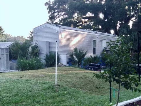 17450 N Highway 329, Reddick, FL 32686 photo 1