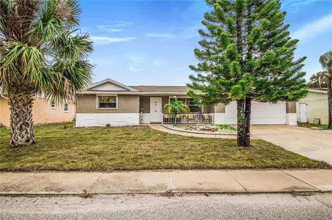 7320 San Carlos Dr, Port Richey, FL 34668