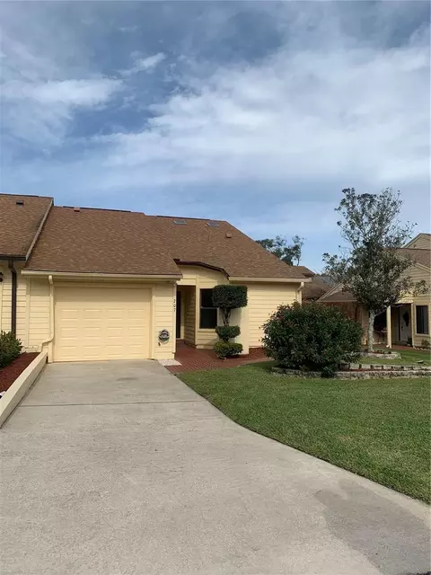 207 Egret Ct, Altamonte Springs, FL 32701