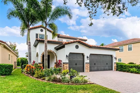 8240 Prestbury Dr, Orlando, FL 32832