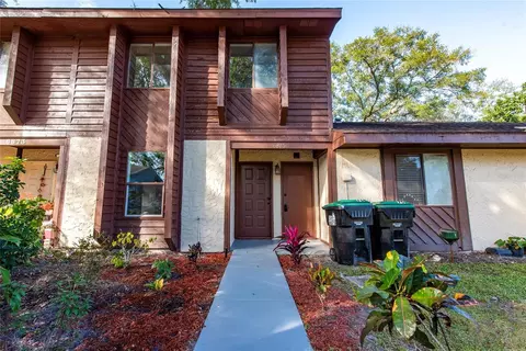 6875 Magnolia Pointe Cir, Orlando, FL 32810