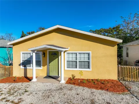 43 S Observatory Dr, Orlando, FL 32835
