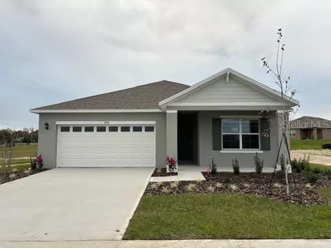5290 Mahogany Dr, Mount Dora, FL 32757
