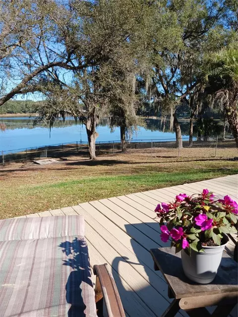 144 Hart Lake Dr, Interlachen, FL 32148