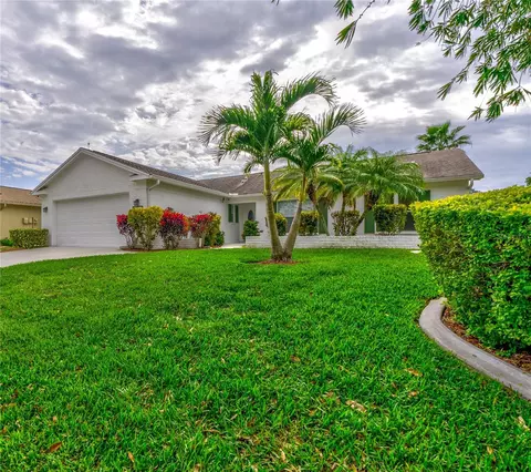 9818 Didrikson Dr, New Port Richey, FL 34655
