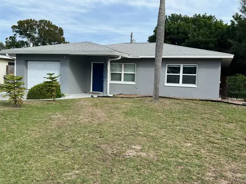 9973 108th St N, Seminole, FL 33772