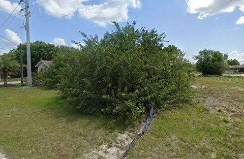 203 Antilla Dr, Rotonda West, FL 33947