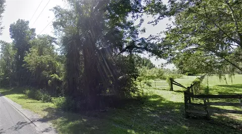 7040 NW 210th St, Micanopy, FL 32667