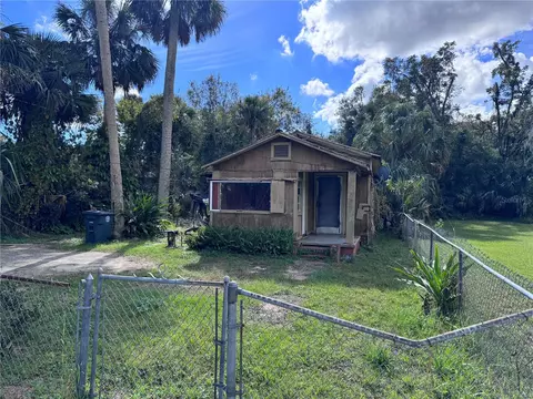 1117 W 7th St, Sanford, FL 32771
