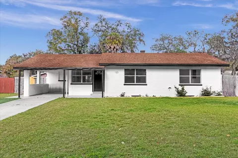123 W Holly Dr, Orange City, FL 32763