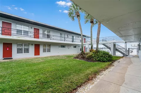 4328 Edgewater Dr #C101, Orlando, FL 32804