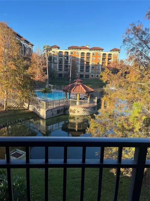 12539 Floridays Resort Dr #304D, Orlando, FL 32821