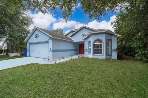 2473 Merry Rd, Tavares, FL 32778