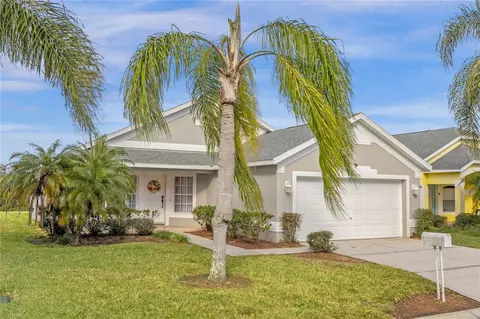 355 China Berry Cir, Davenport, FL 33837