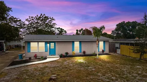 31730 Blanton Ln, Tavares, FL 32778