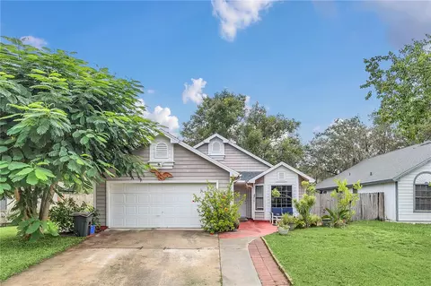 180 Lakeside Cir, Sanford, FL 32773