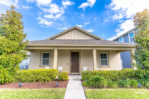 6449 Makrut Lime Dr, Winter Garden, FL 34787