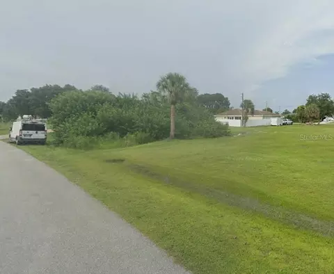 Floribanna Street, North Port, FL 34287