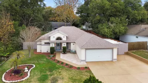 121 Madrona Dr, Eustis, FL 32726