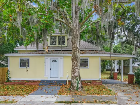 613 SE Tuscawilla Ave #1, Ocala, FL 34471