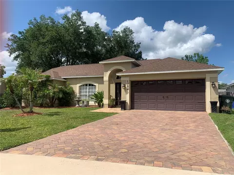 1056 W Riviera Blvd, Oviedo, FL 32765
