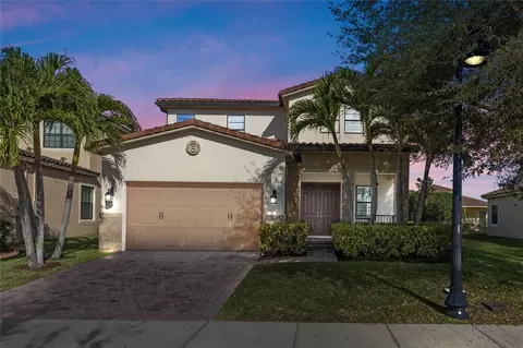 10447 Stapeley Dr, Orlando, FL 32832
