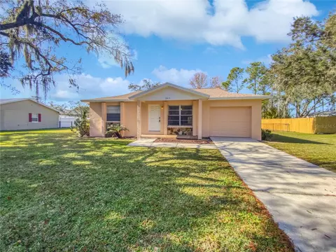 3811 Country Rd, Lakeland, FL 33811