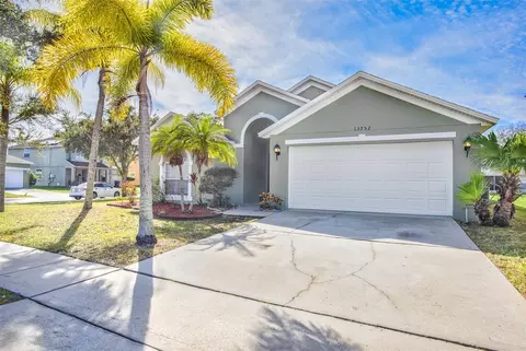 13752 Hawkeye Dr, Orlando, FL 32837