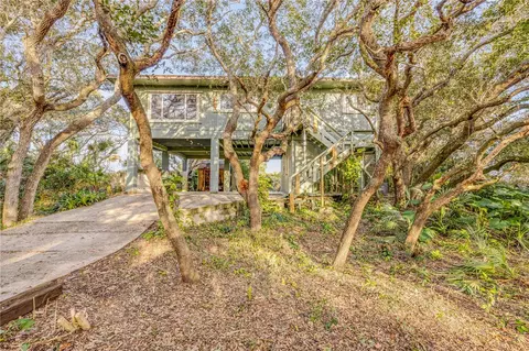 4393 S Sea Mist Dr, New Smyrna Beach, FL 32169