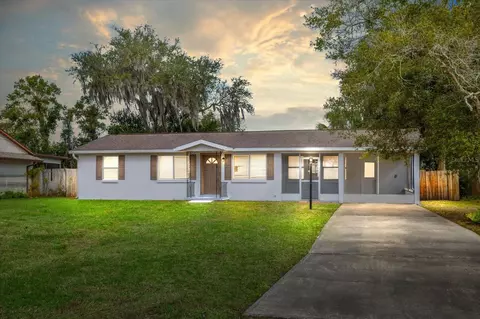 228 Valencia Rd, Debary, FL 32713
