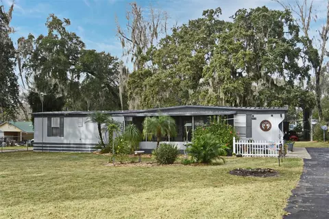 28935 Hubbard St, Leesburg, FL 34748